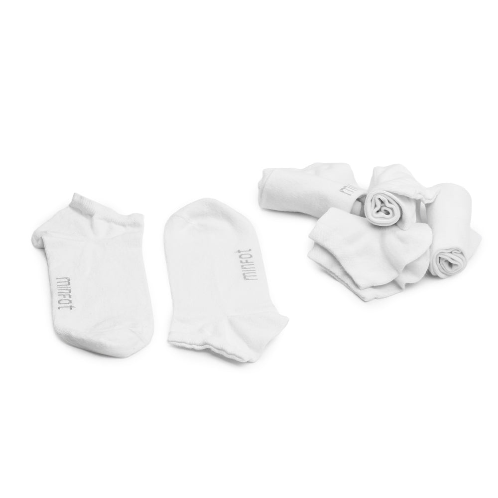 bambustrumpor-mjuk-resar-kansliga-fotter-sneaker-sensitive-vit-5-pack